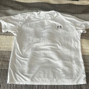 Large Under Armour loose work out shirt
